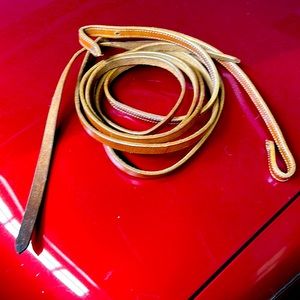 Leather split reins